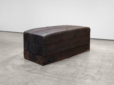 Ausstellungsansicht: Robert Grosvenor: Untitled, 1976–1977