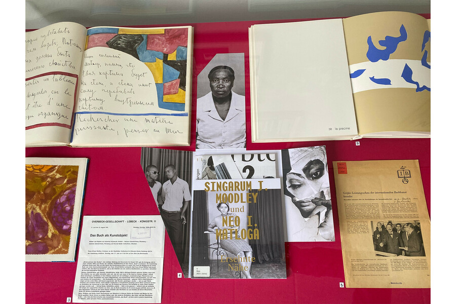 Book-Art: Art-Books. New studio exhibition in the reading room