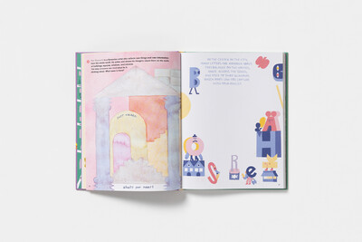 Innenansicht mit Text und Illustrationen